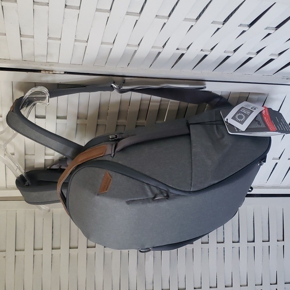 Peak Desing everyday backpack zip 20L weatherproof new - Picture 2 of 11